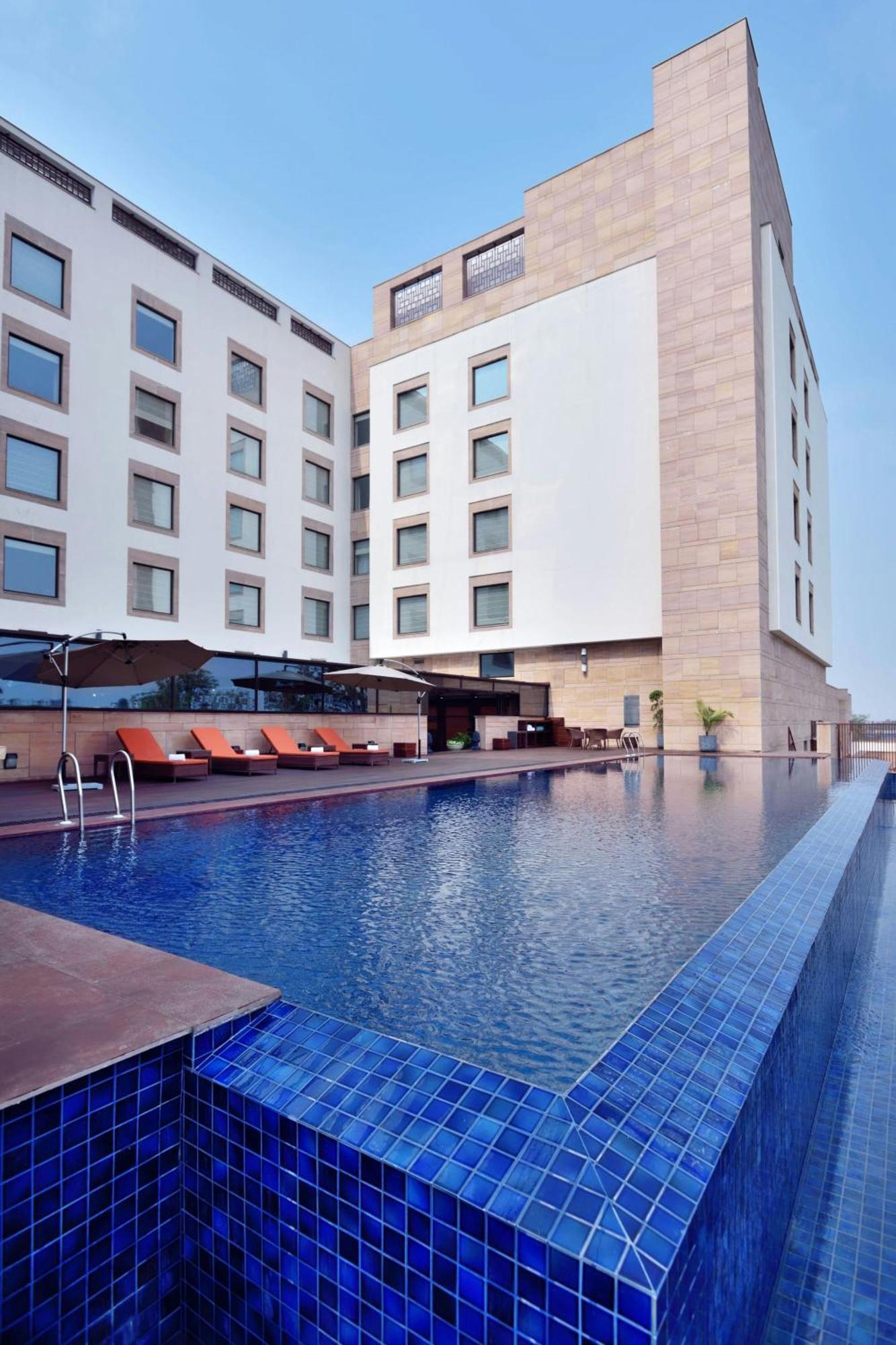 Courtyard By Marriott Raipur Hotel Luaran gambar
