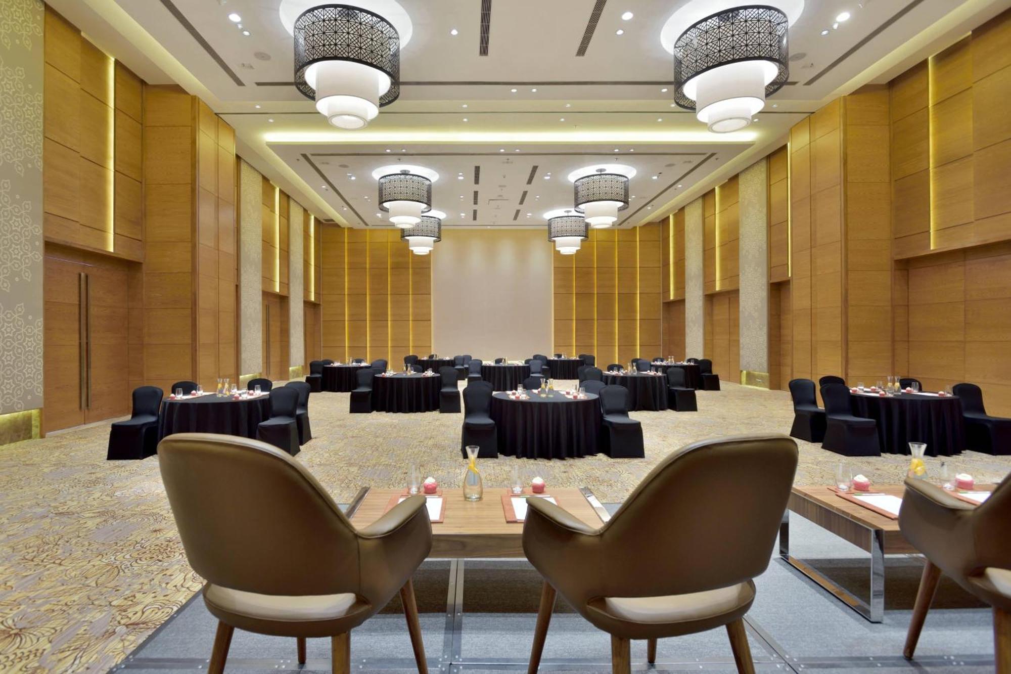 Courtyard By Marriott Raipur Hotel Luaran gambar
