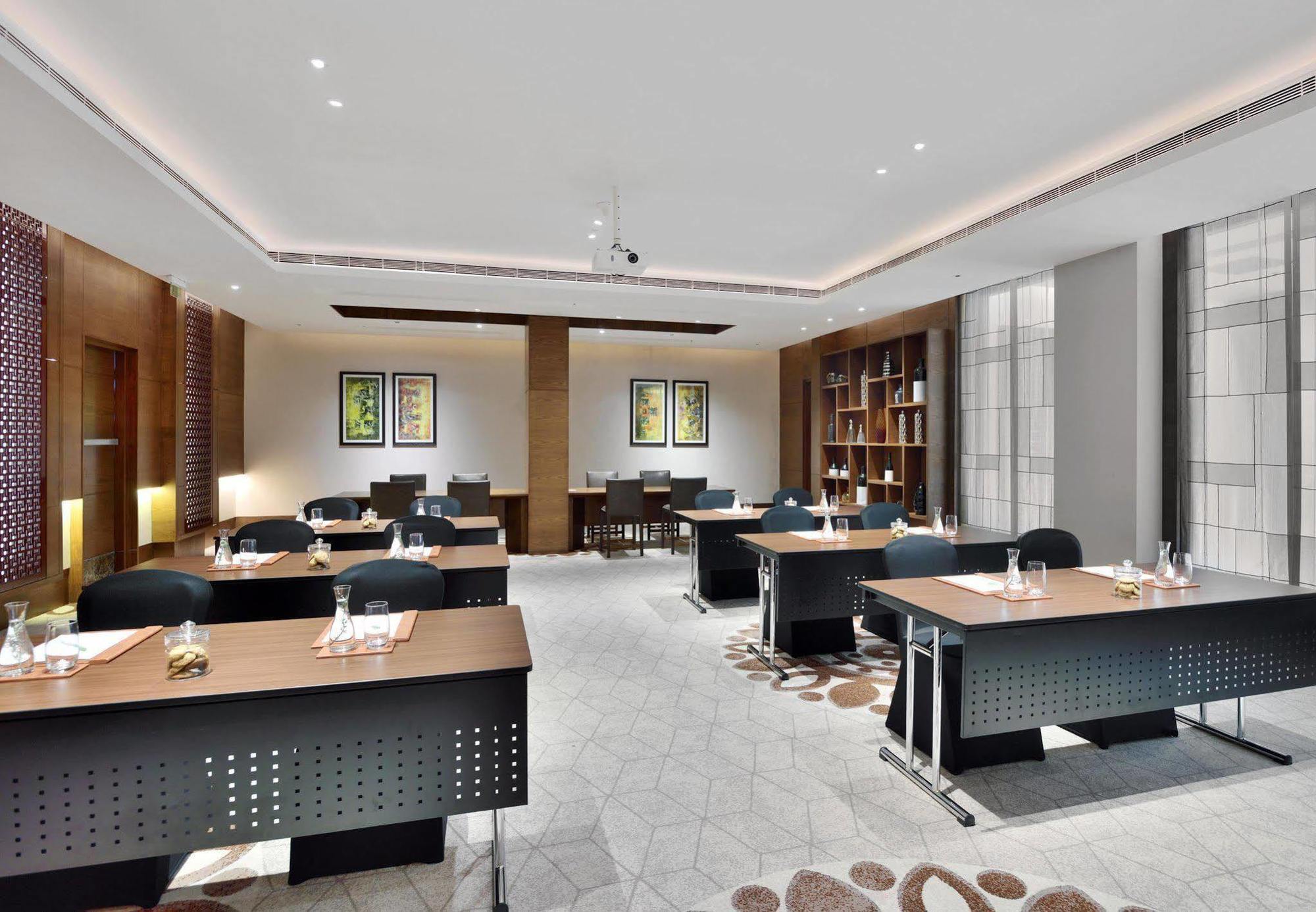 Courtyard By Marriott Raipur Hotel Luaran gambar